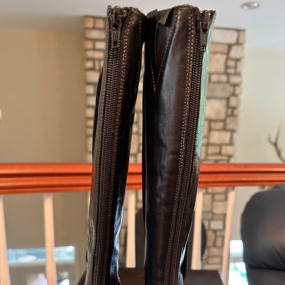 NEW NEVER WORN Everybody by BZ MODA Gorgeous Italian leather boots - Picture 3 of 9